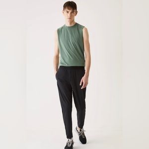 Frank and Oak The Motion Pant in Black M